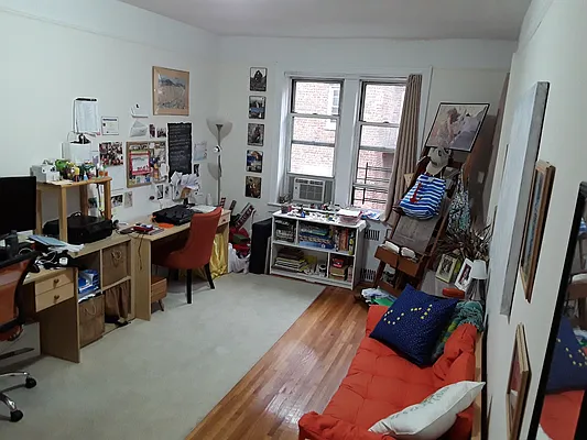 Rented by Chartwell Forest Hills Realty | media 24