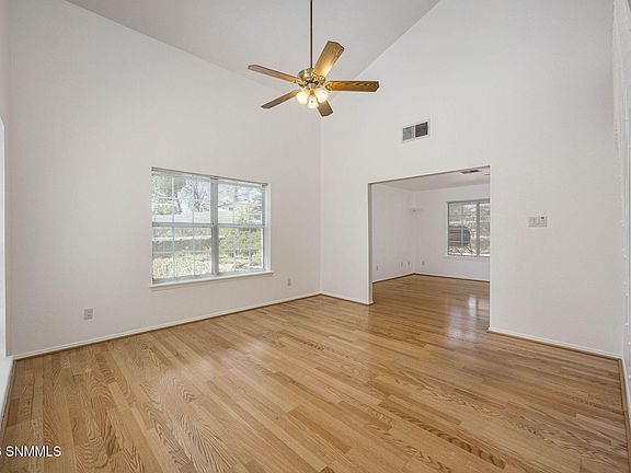 5th image of 3122 Pebble Beach Rd
