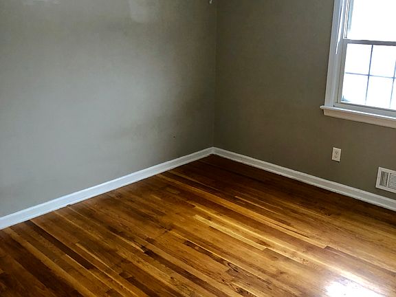 4th image of 16 Dartmouth Ave APT 3B