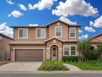 5980 E Via San Loppia Dr, Fresno, CA, 93727
