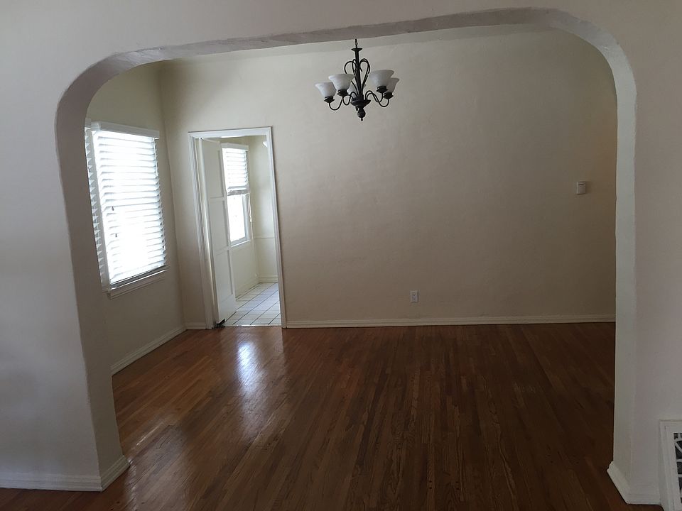 1st image of 352 N Gardner St