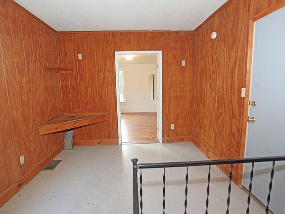 5th image of 87 E Main St #C-2