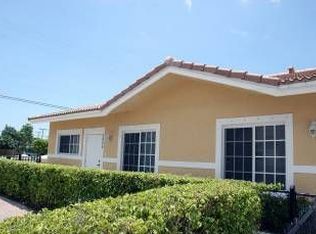 3880 SW 48th Ave, Pembroke Park, FL 33023