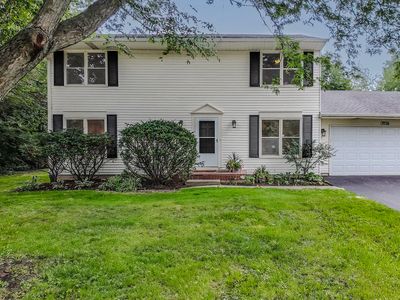 1936 South St, Geneva, IL, 60134