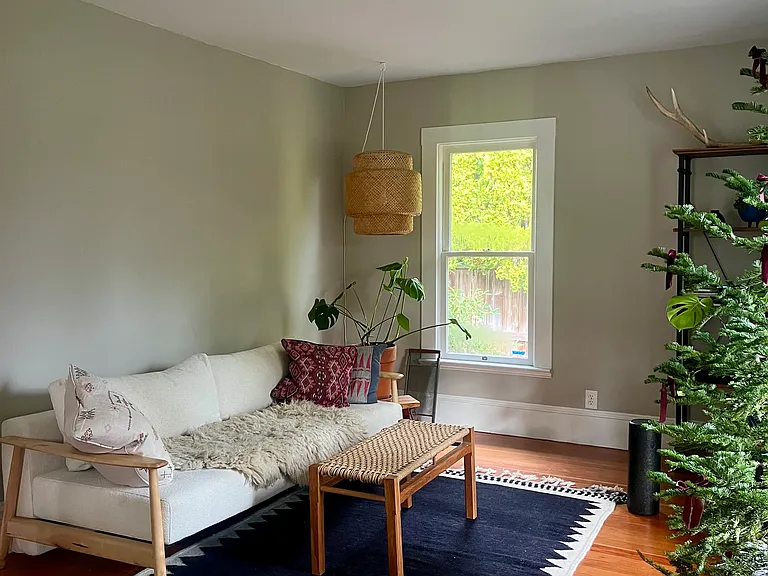 7429 N Huron Ave — Photo 3