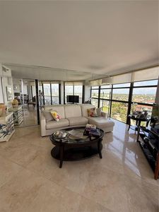 1000 Island Blvd #911, Aventura, FL, 33160