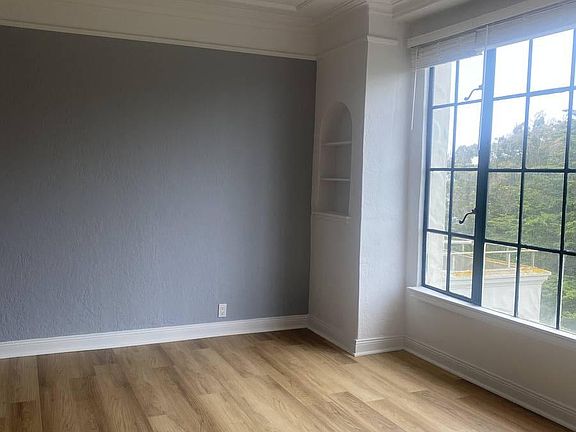 5th image of 555 Buena Vista Ave W APT 601