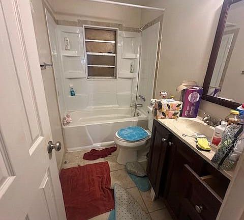 5th image of 434 Barcelona Rd SE