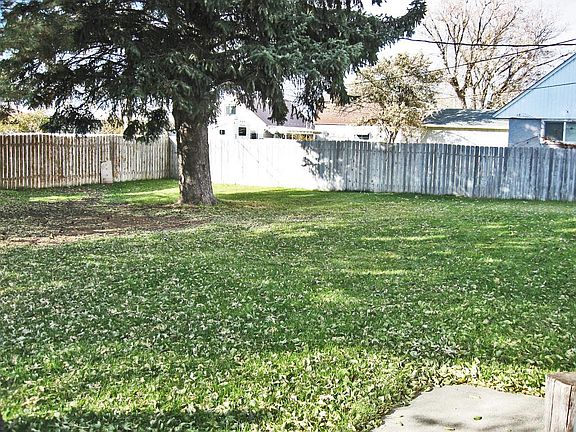 3rd image of 1325 Alameda Ave