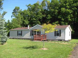 2165 E Mapes Rd, Kendallville, IN 46755