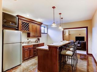 520 Baywood Ct, Troy, OH 45373
