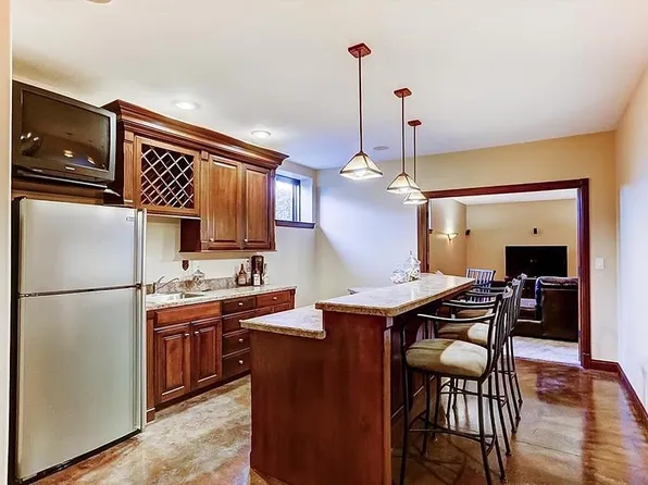 520 Baywood Ct, Troy, OH 45373