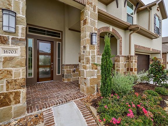 3rd image of 16703 Himley Dr