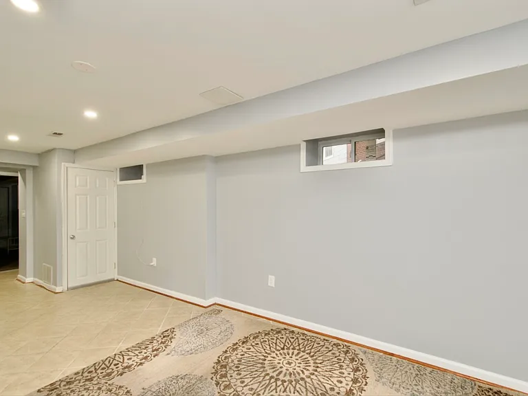 4304 Gorman Ter SE — Photo 10
