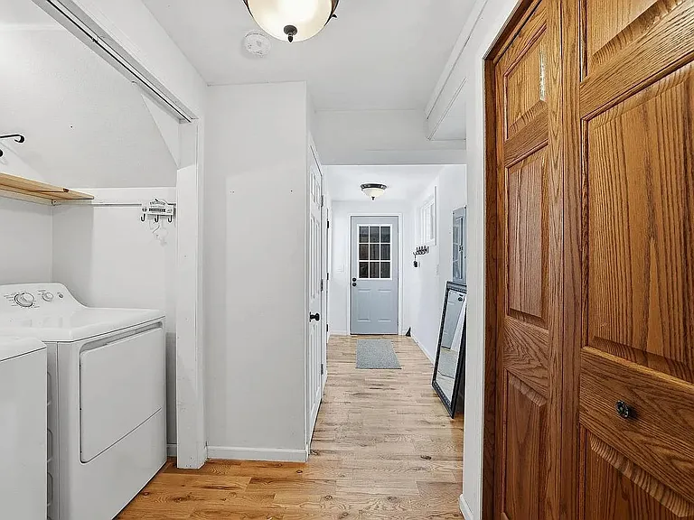 7121 Wazeecha Ave — Photo 5
