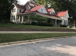 311 N 5th St, Murray, KY 42071
