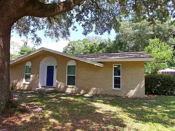 2nd image of 1144 Candlewood Cir