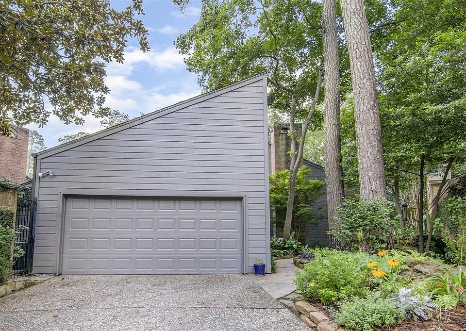 1st image of 3134 E Lake Crescent Dr