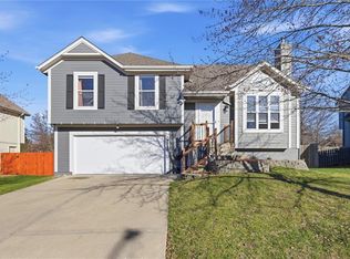 16383 S Hunter St, Olathe, KS 66062