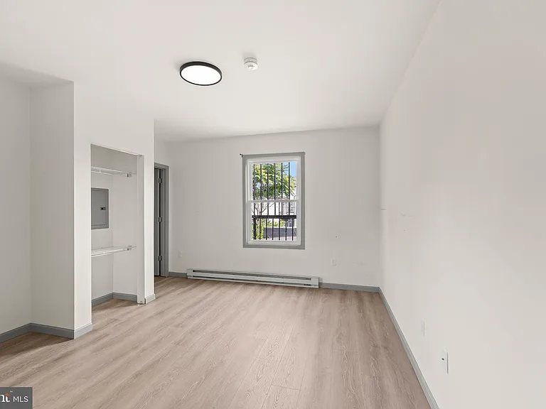531 Walton St #3 — Photo 5