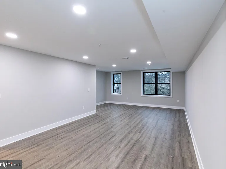 1321 Shepherd St NW — Photo 6
