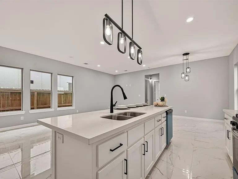 90 Burress St #A — Photo 26