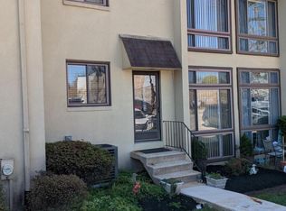 100 E Glenolden Ave APT U20, Glenolden, PA 19036