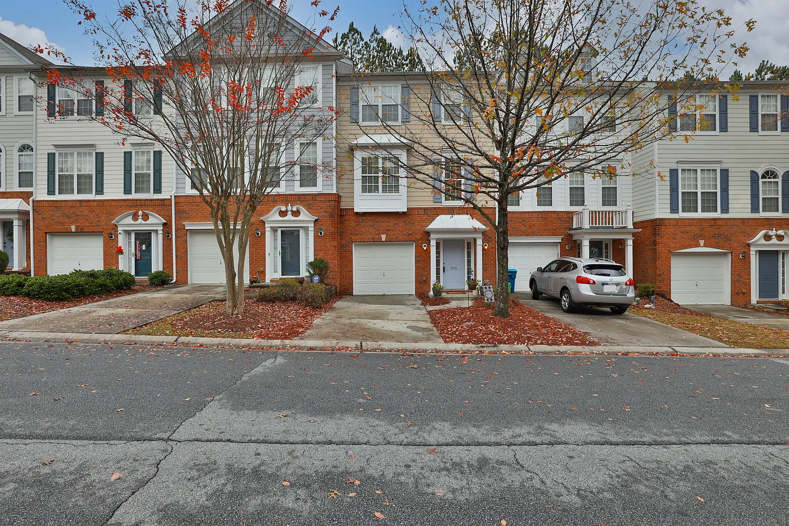 3999 Howell Park Rd photo 1