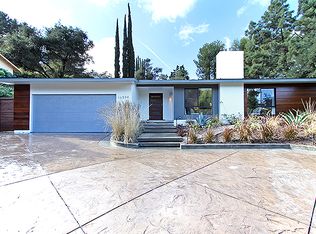 16594 Calneva Dr, Encino, CA 91436