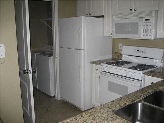 4th image of 2731 Via Capri Unit 910
