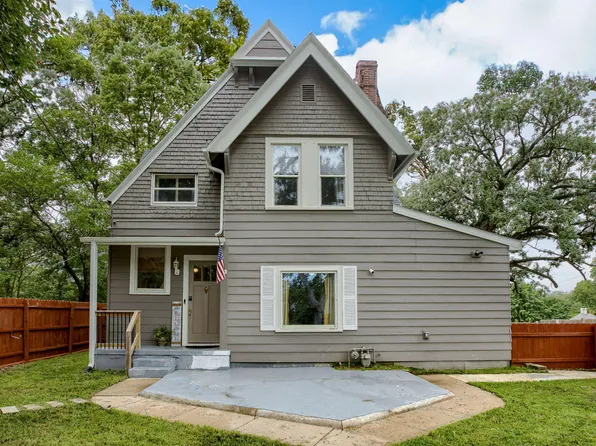 704 Hazel St, Council Bluffs, IA 51503