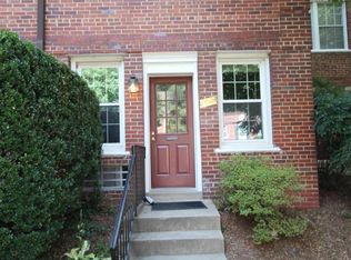 1910 N Rhodes St #48, Arlington, VA 22201