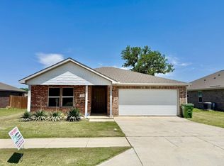 929 Ben Dr, Springtown, TX 76082
