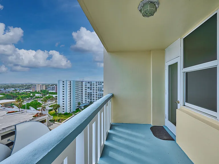 305 N Pompano Beach Blvd #1204 — Photo 11