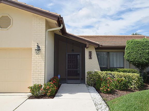 4th image of 2144 SW Spoonbill Dr