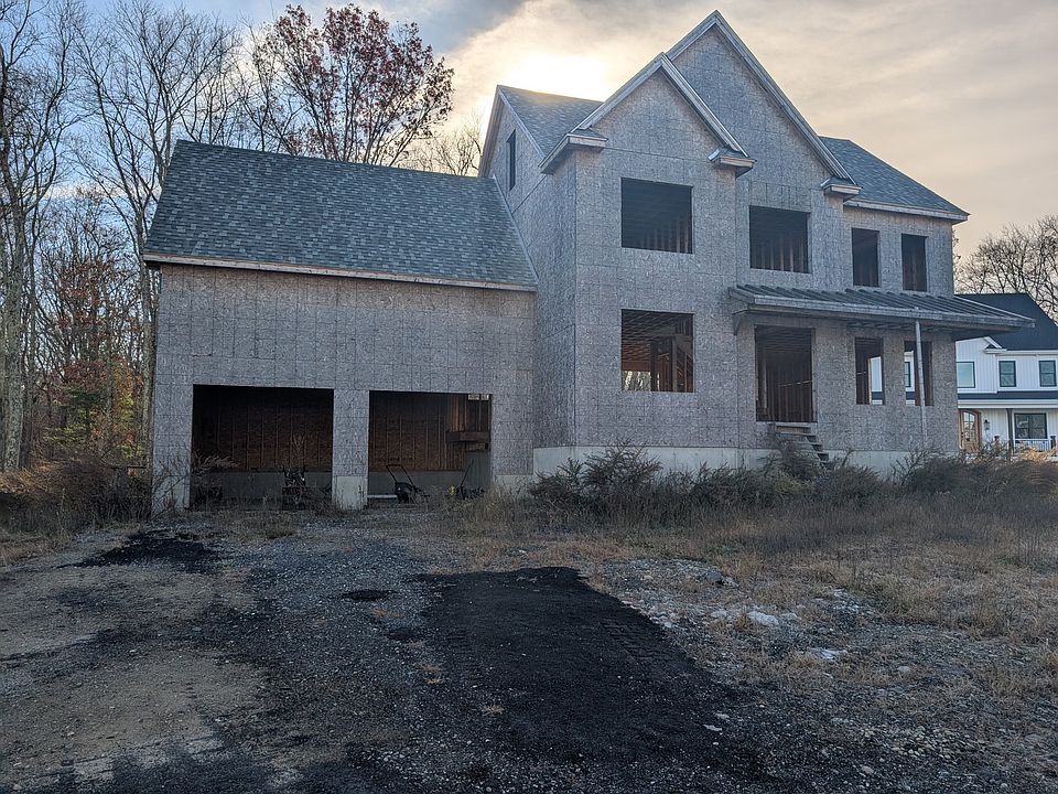 1st image of 5 Windsor Dr