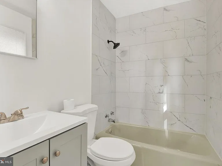 2738 Bird View Rd — Photo 10
