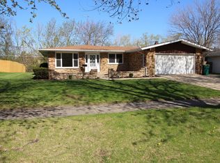 1313 Brentwood Pl, Joliet, IL 60435