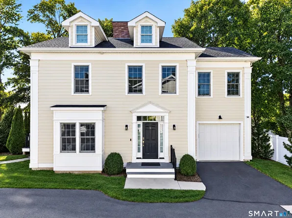 45 Hope Street #9, East Lyme, CT 06357