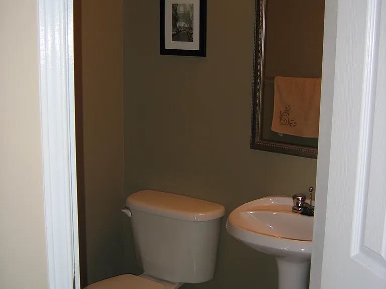 800 Nesting Way — Photo 10