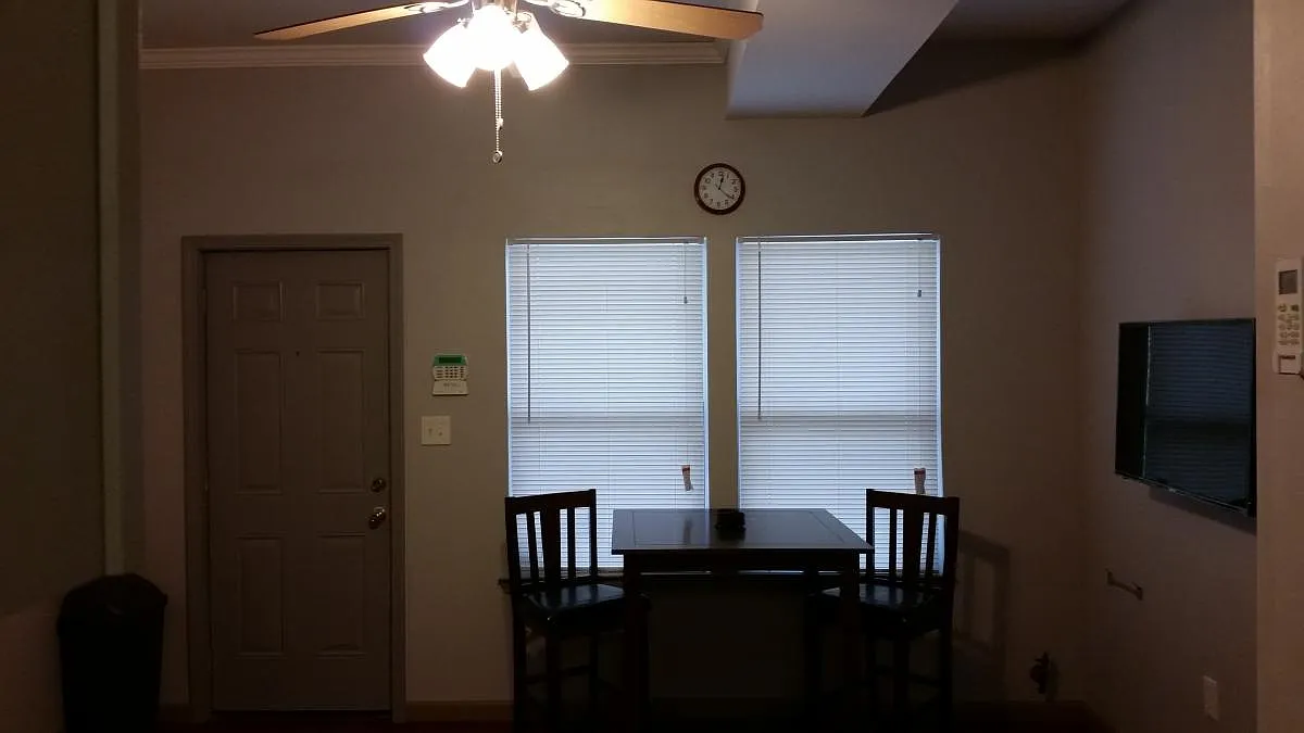 1 bed, 630 sqft, $930 — Photo 3