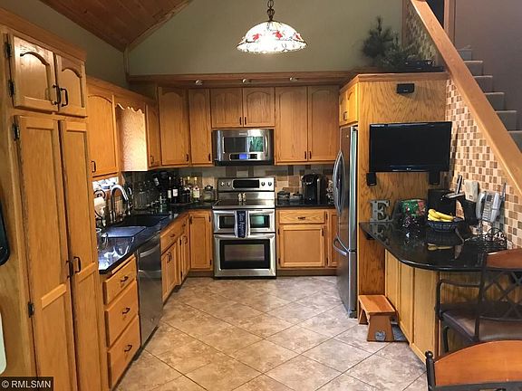 3rd image of 24546-10 Hazel Wood Dr