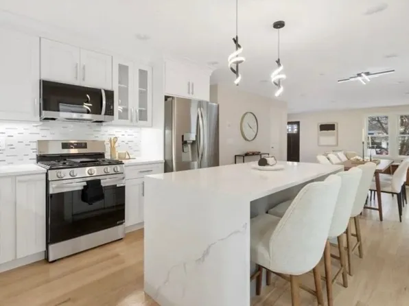 14 Sturtevant Ter #1, Medford, MA 02155