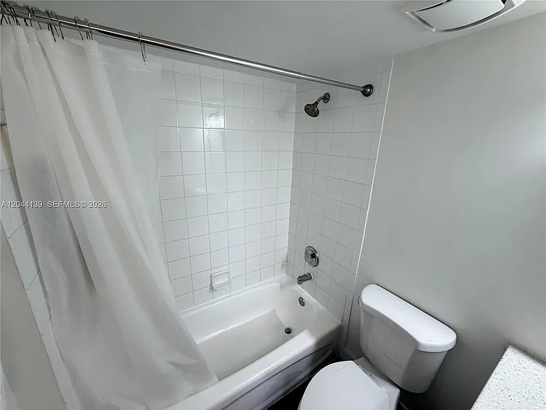 2711 Ocean Club Blvd #203 — Photo 22