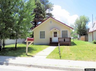 381 Cascade St, Lander, WY 82520