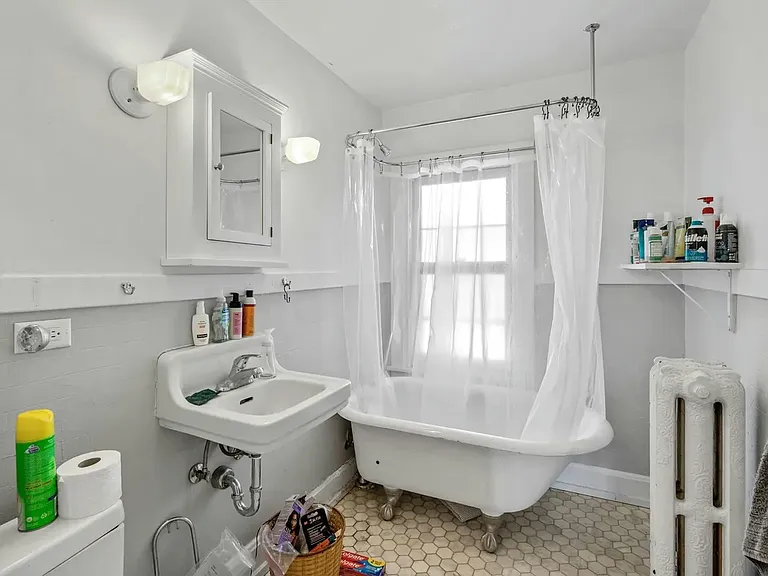 2325 Pleasant Ave #2 — Photo 29
