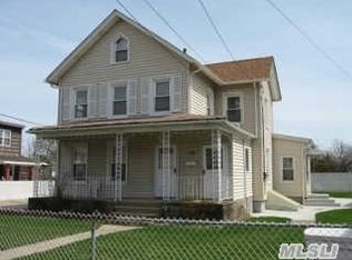 78 Lord Ave, Inwood, NY 11096