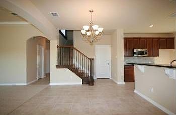 2nd image of 166 Hampton Dr