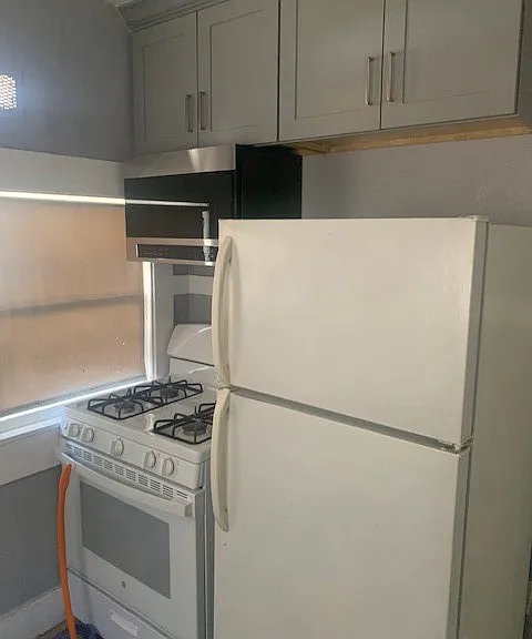 428 Almond Ave — Photo 8