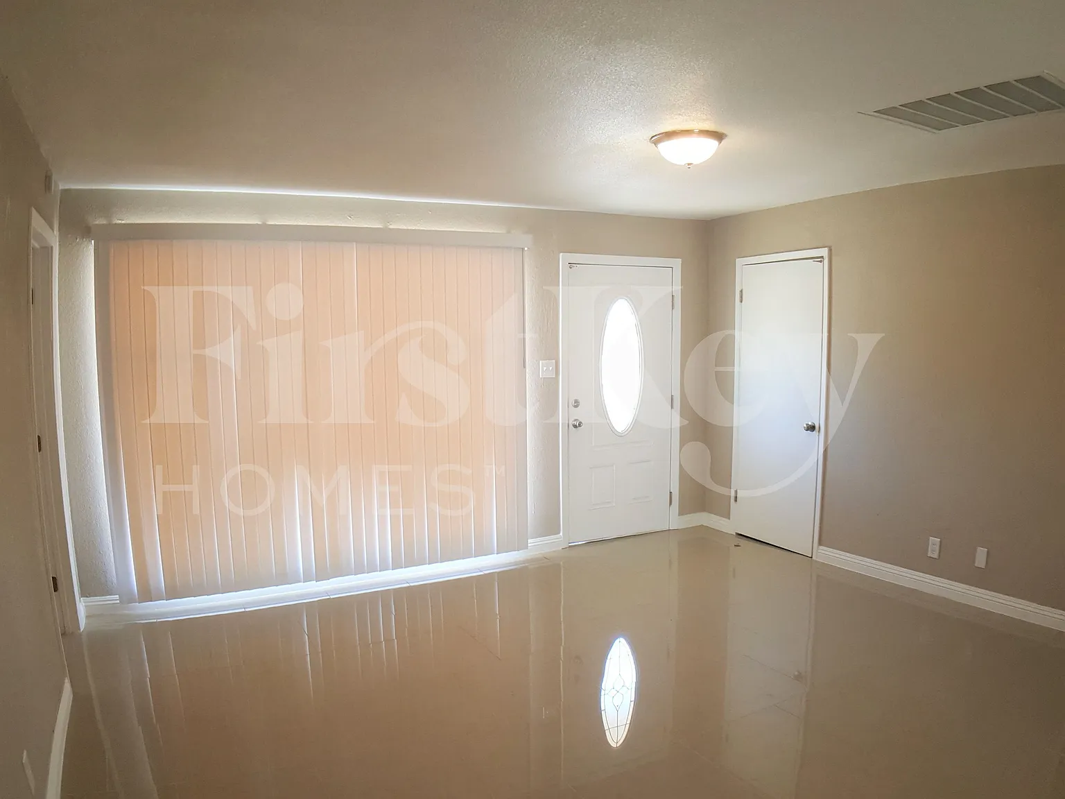 4 bed, 2.0 bath, 1536 sqft, $2,235 — Photo 2
